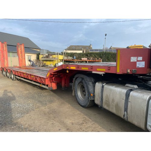 Semi-remorque porte-engins KAISER